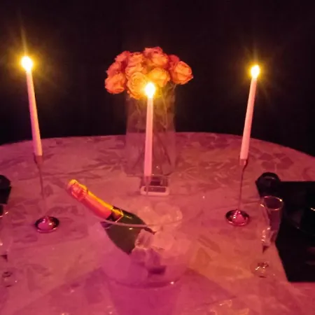 Apartment Blom Romantique, Prive & Salle De Massage, Petit Dej Inclus *