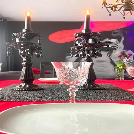 Blom Romantique, Prive & Salle De Massage, Petit Dej Inclus *