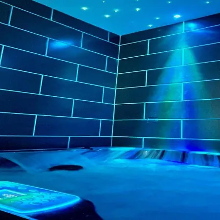 Blom Romantique, Prive & Salle De Massage, Petit Dej Inclus Guesnain