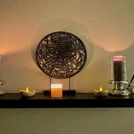 Blom Romantique, Prive & Salle De Massage, Petit Dej Inclus Apartman