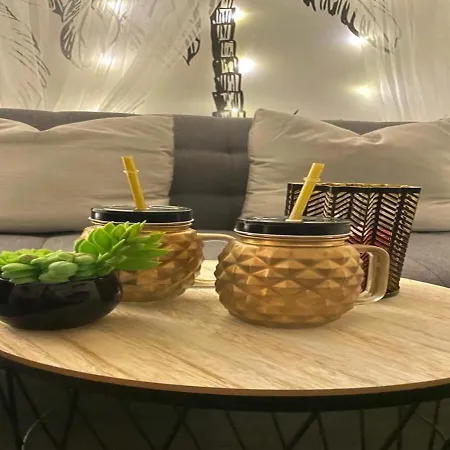 Blom Romantique, Prive & Salle De Massage, Petit Dej Inclus * Guesnain